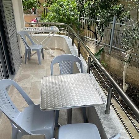 Taku Apartment Sarandë Exterior foto